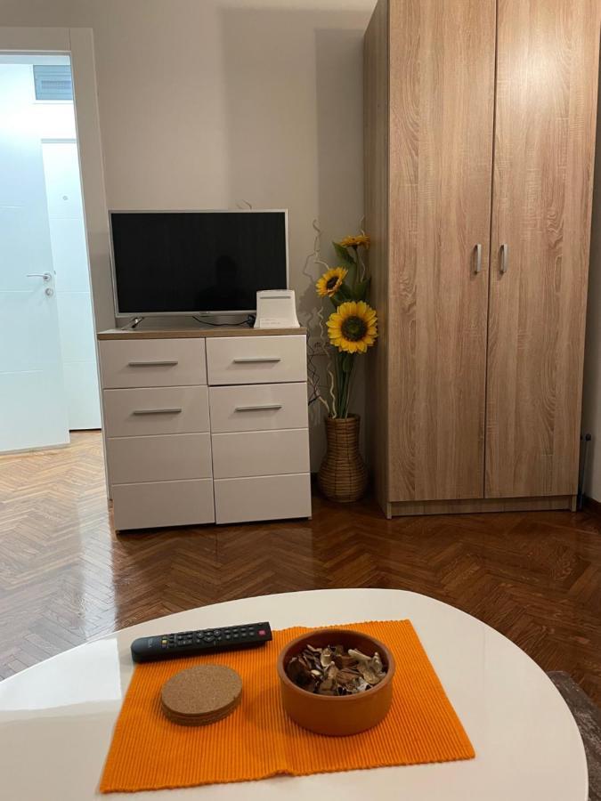 Apartment Dada Center Of Белград Экстерьер фото